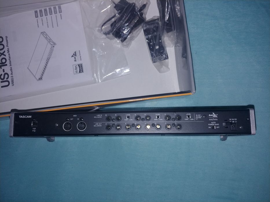 Tascam 16x08 zepsuty