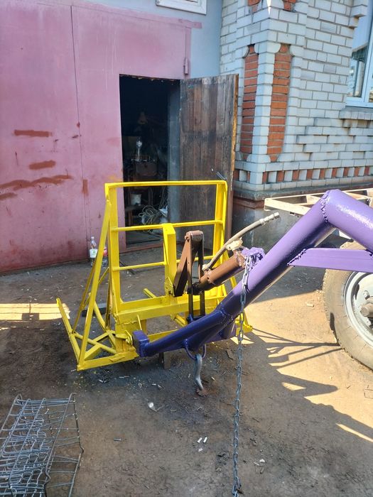 Погрузчик до трактора