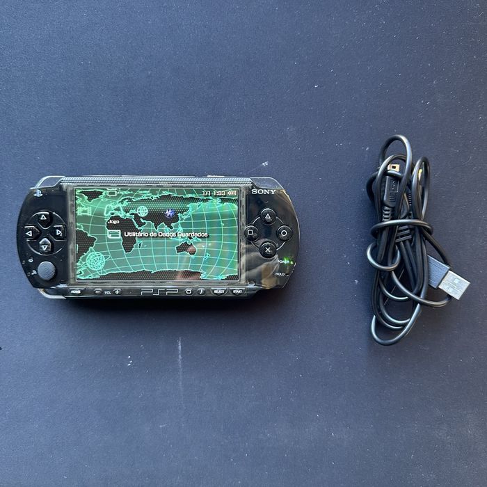Sony PSP 1000 Transparent Black (64GB + 55 Jogos Incluídos)