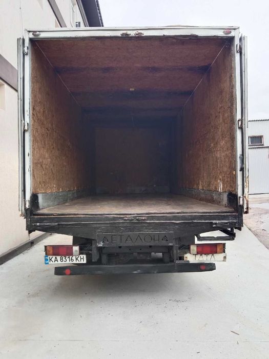 Продам вантажний фургон ТАТА 1116