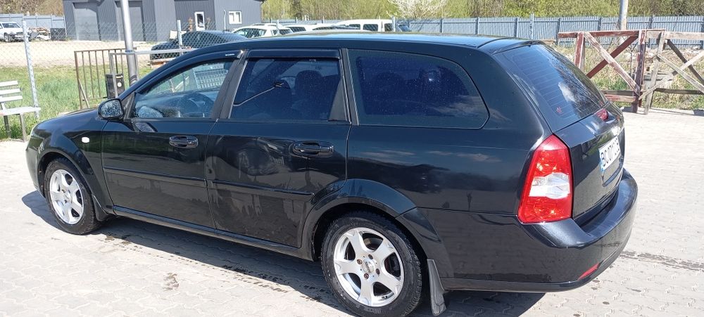 Продаю власний автомобіль