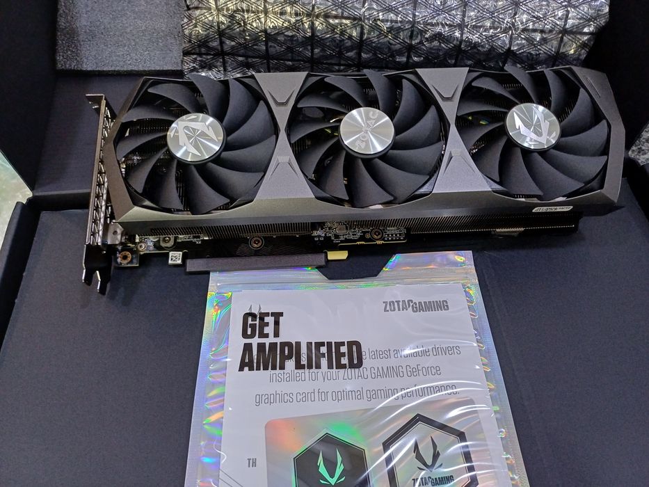 Placa Gráfica ZOTAC GeForce RTX 3070 Ti