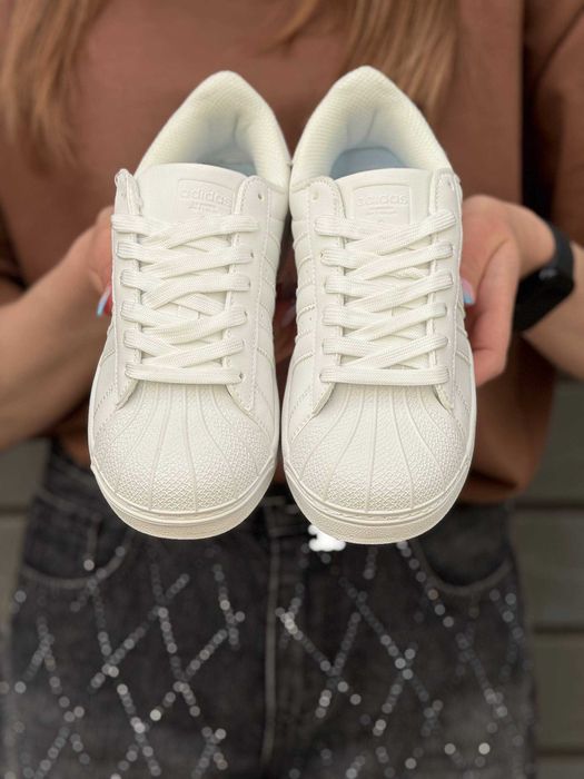 Superstar кросівки жіночі Adidas Superstar адідаси білі кеди