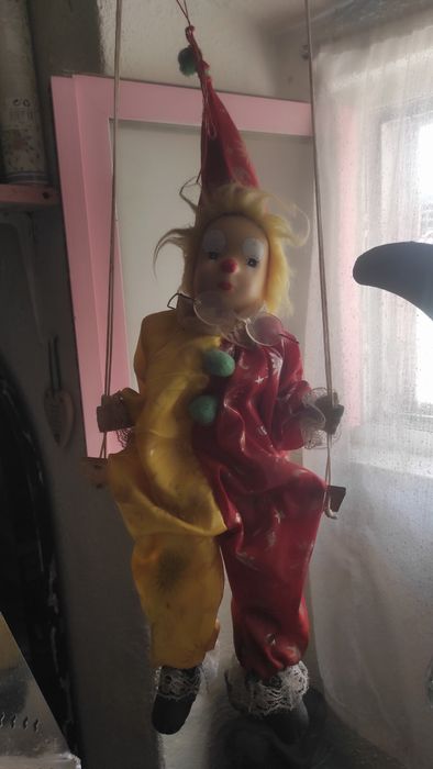 Palhaço no baloiço