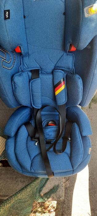 Продам автокрісло