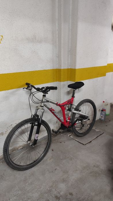 Bicicleta BTT em bom estado
