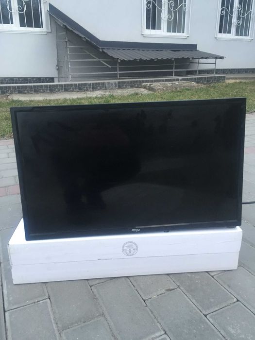 Телевізор Ergo 24 DH5500 бытий екран