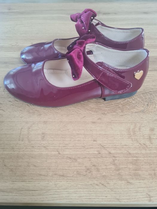 Baleriny, lakierki, buty wizytowe