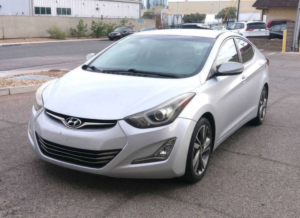 Hyundai Elantra SE      2014