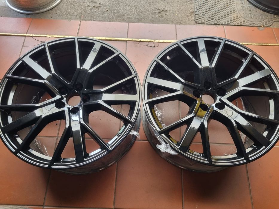 Alufelgi Audi Q7  jak nowe  21 cali oryginał  Black