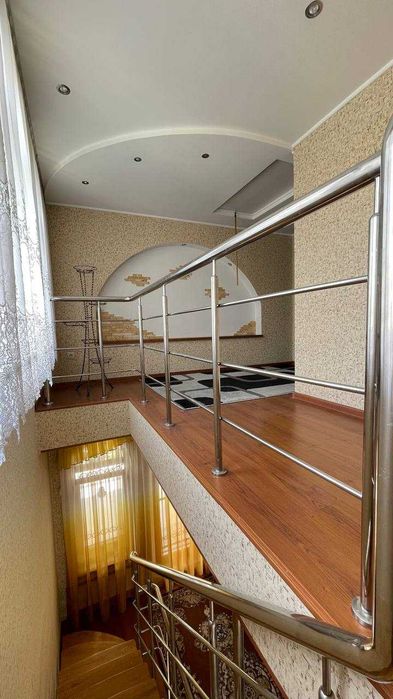 Продаю Будинок, Царське Озеро