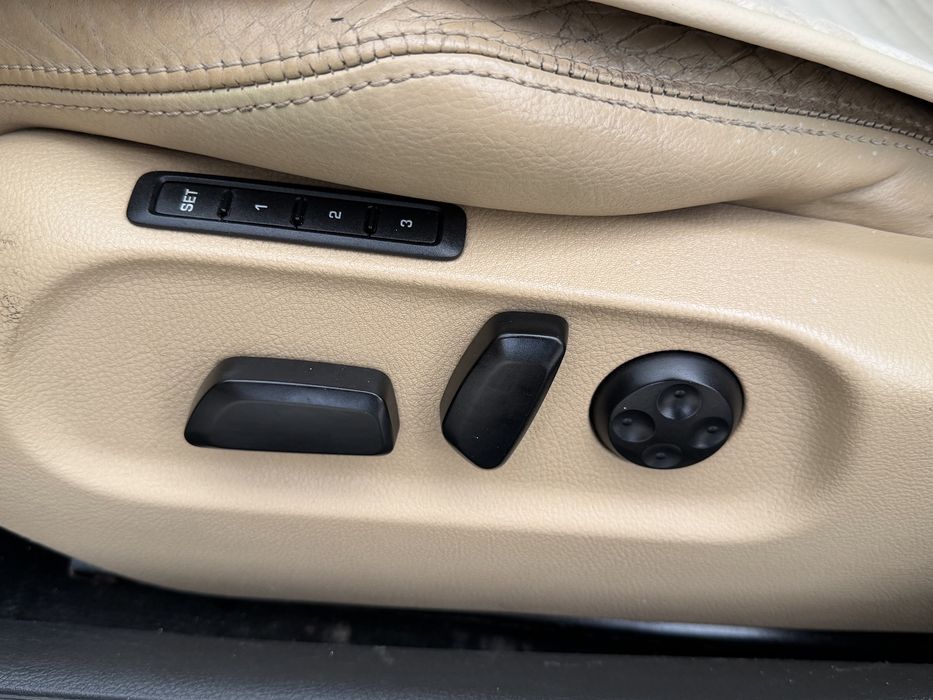 Volkswagen Passat [ Comfortline ]