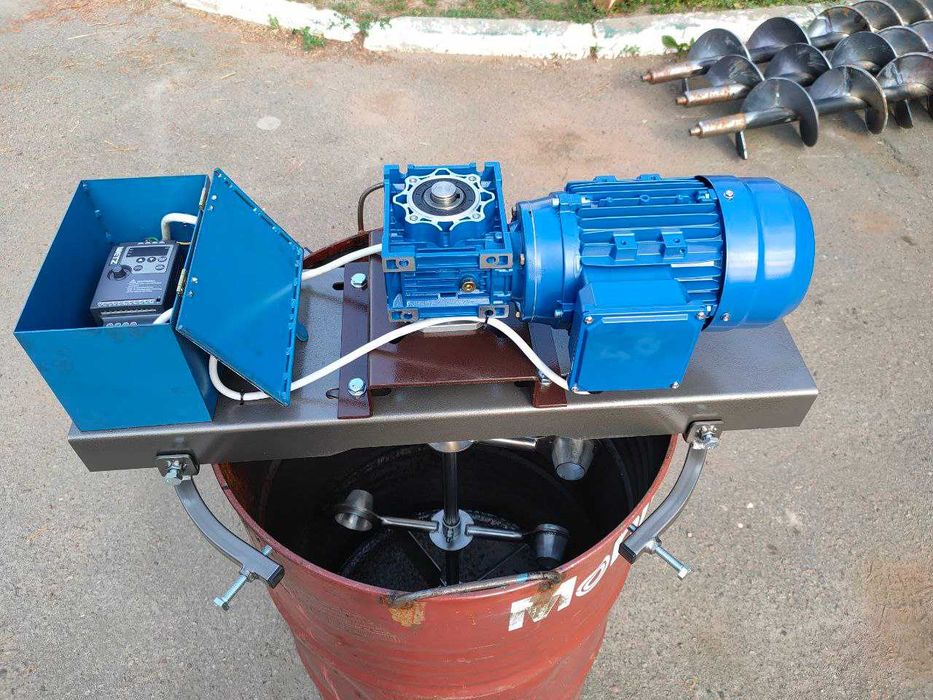 Змішувач, міксер(мішалка) для єврокуба з частотником, міксер для рідин