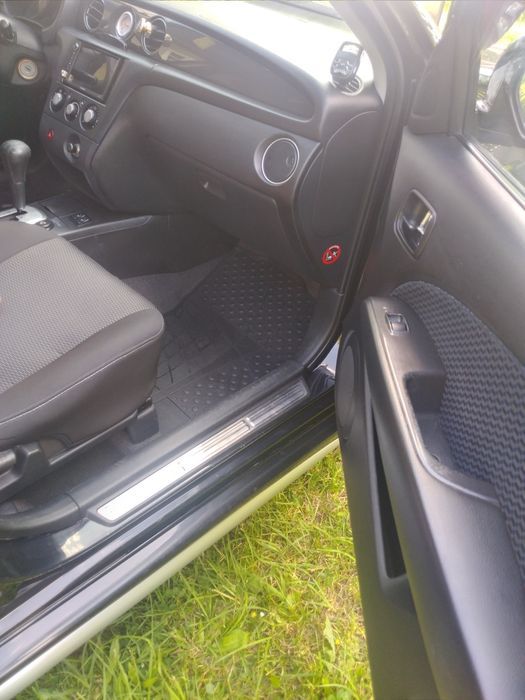 Продам Mitsubishi Outlander