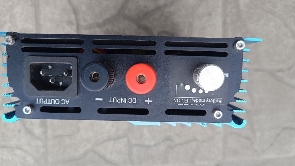 Сонячний інвертор 500 Вт 12в Мікроінверторна сітка MPPT Чистий синус