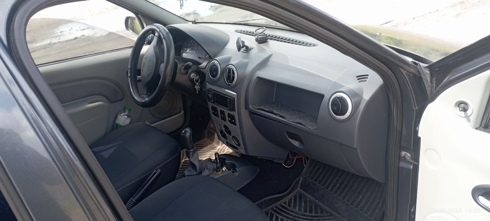 Продам dachia logan