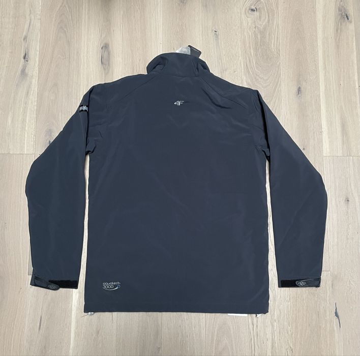 Kurtka 4F T4L10-SFM01 graphite L Softshell