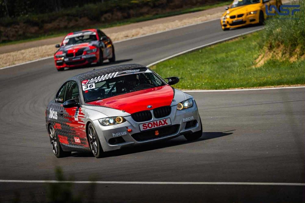 2x BMW E92 325i Cup | WSMP | KJS | Time Attack | Track Day | Nurburgring