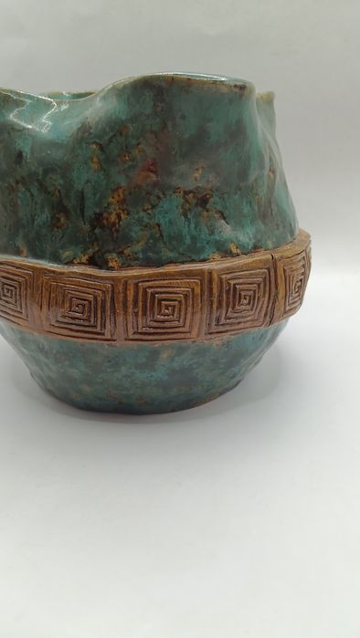 Ceramiczny wazon artystyczny szmaragdowy