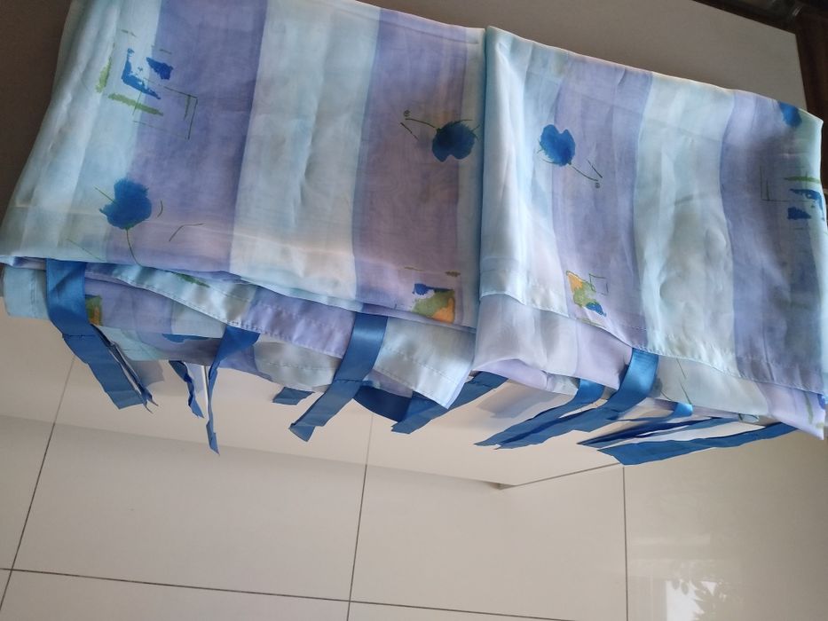 Cienkie zasłony/ firanki.