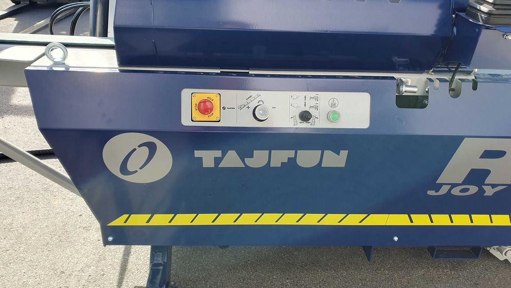 Piło-Łuparka Tajfun RCA 400 - W opcji Stół podawczy, Odciąg trocin