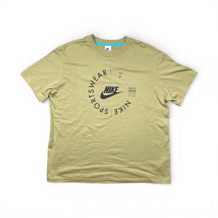 NIKE жіноча футболка тішка спортивна найк W NSW Tee оливкова розмір L