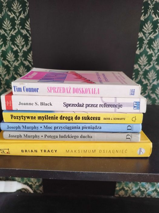 Książki marzeń - pogrupowane tematycznie