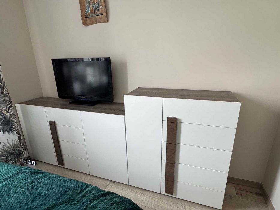 Komplet super mebli do salonu/pokoju. Stan bardzo dobry. Polecam.