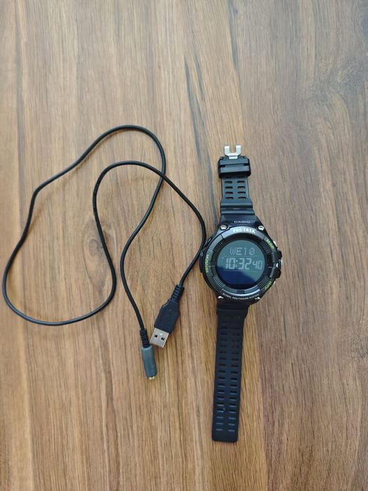 Casio Pro Trek  .