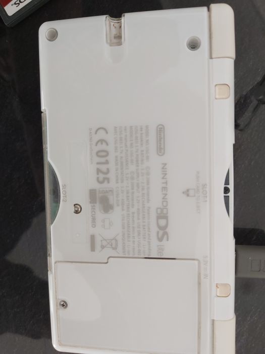 Nintendo DS Lite Branca + 6 Jogos + Carregador + Bolsa | Pack Completo