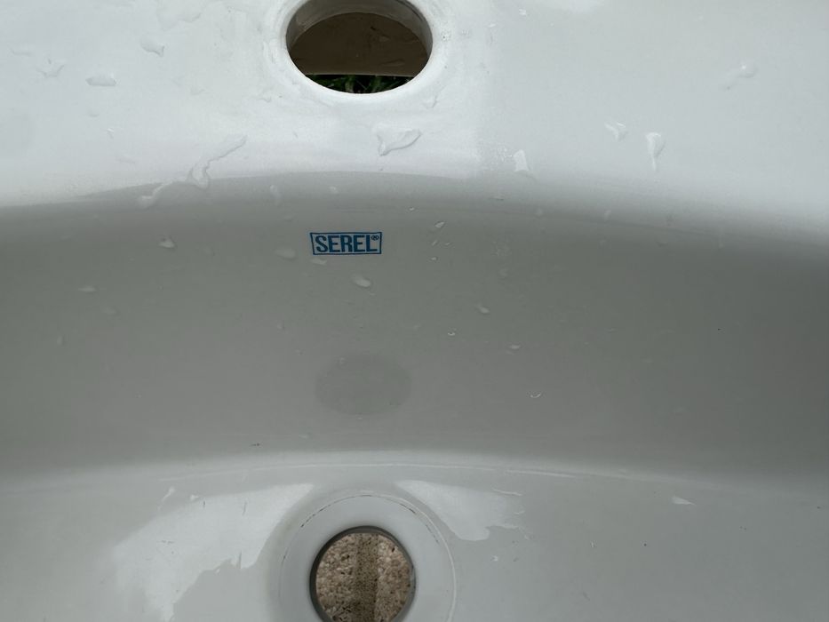 Lavatorio de encastrar marca Serel