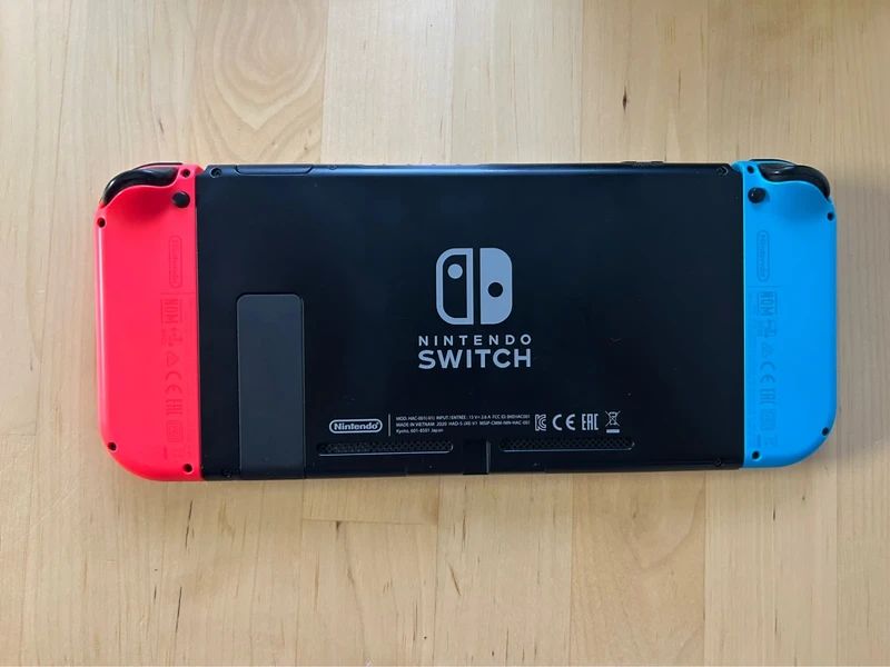 Nintendo Switch com 6 Jogos e Acessórios
