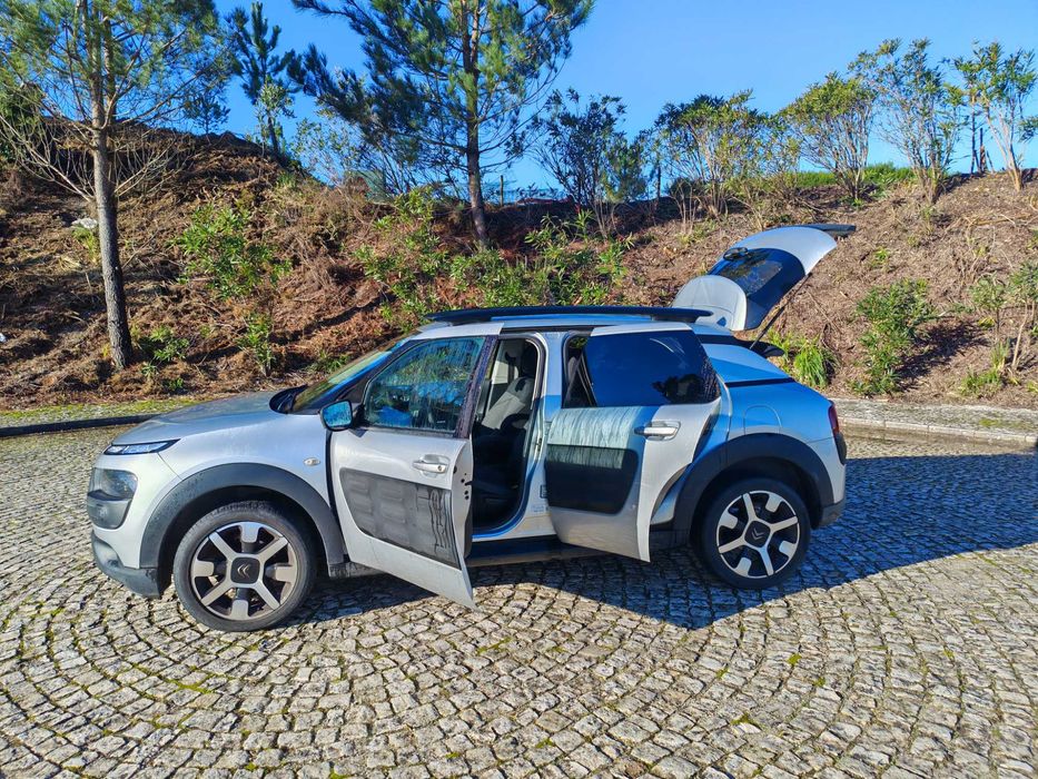 Citroën C4 Cactus 1.2 PureTech 110 Automático