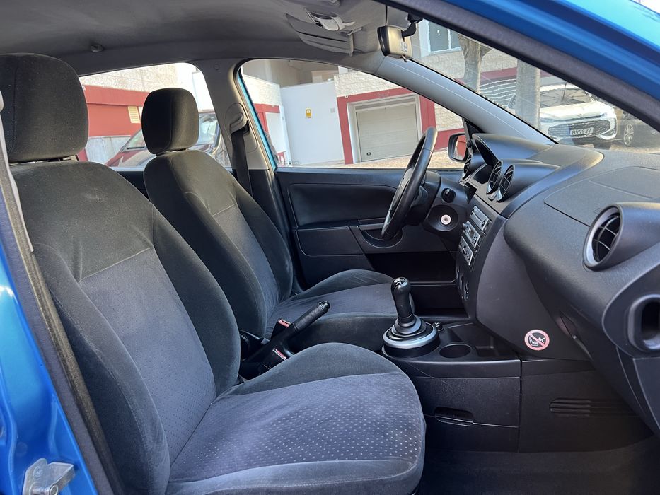 Ford Fiesta — fotografia 8