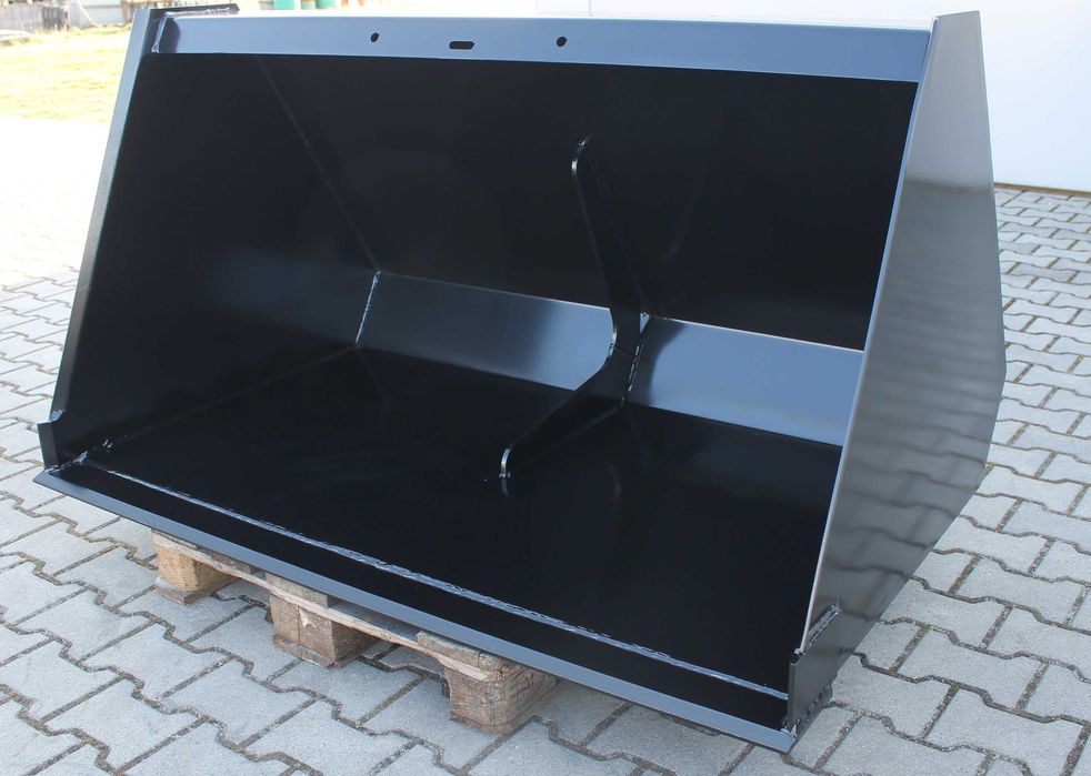 łyżka uniwersalna 1,5 m do ładowarki Manitou