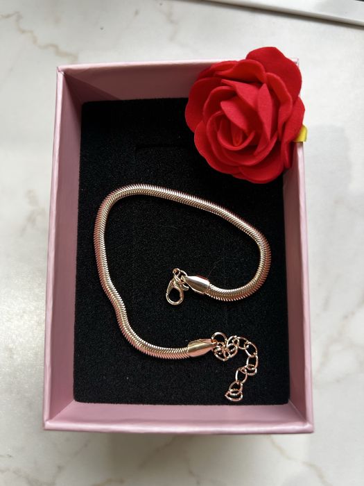 Nowa złota bransoletka