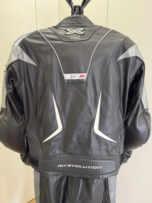 Conjunto IXS de couro - tam 52