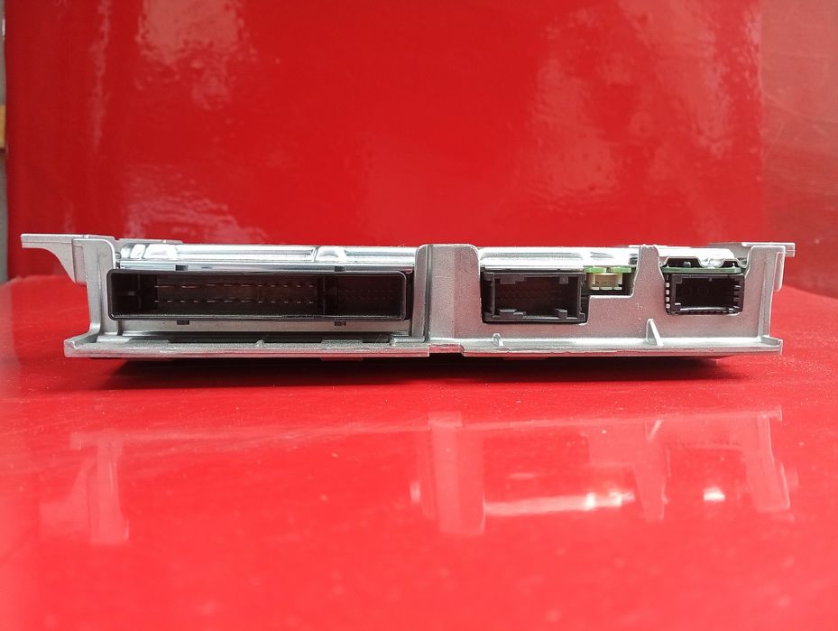 Уселитель акустики BOSE Audi Q7 4M підсилювач Ауди ку7 4м