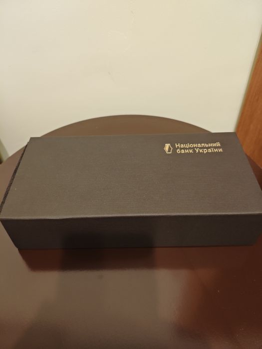 Набір із трьох срібних пам'ятних монет "Державні символи України"