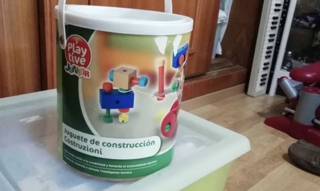 Balde de construções