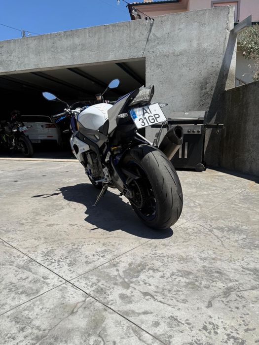 BMW S1000R como nova