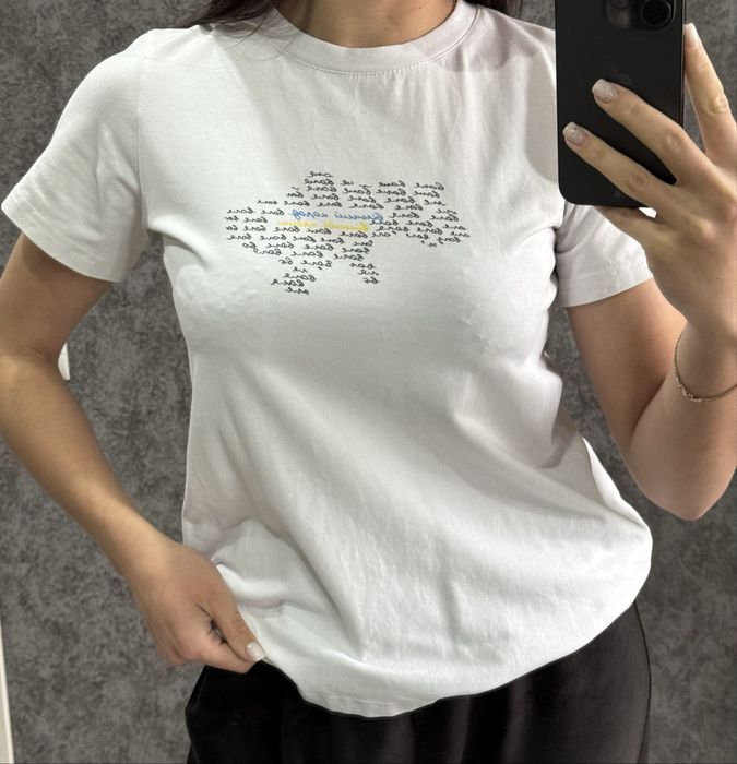 Футболка жіноча