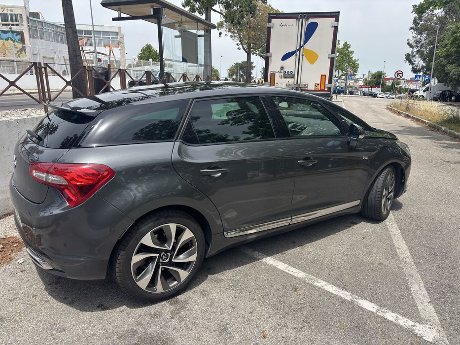DS5 Hybrid4 Sport Chic 200cv
