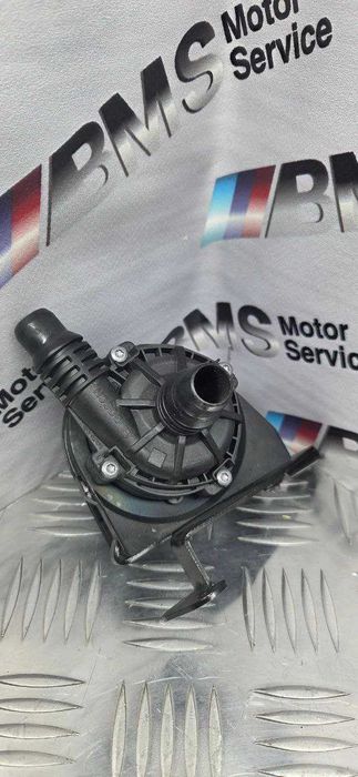 Дополнительная помпа новая S63 F90 F91 F92 F93 F95 F96 11519844574