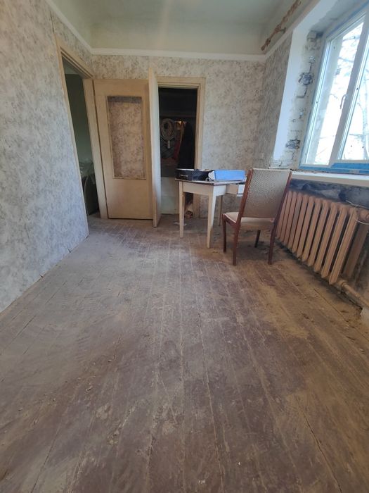 Продам 2 комнатная квартира пос. Жуковского , Ак.Проскуры. Недорого!