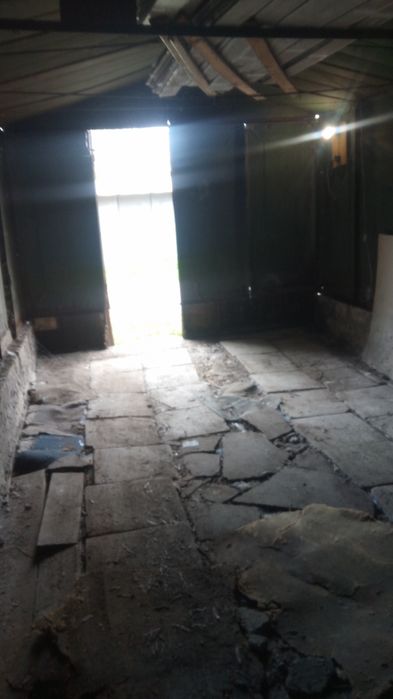 Оренда  гаража вул.Хоткевича ГБК ( Сателіт ) навпроти магазину АТБ.