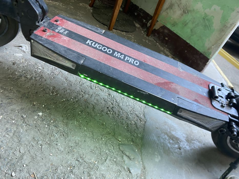 Електросамокат куго м4 про 2024