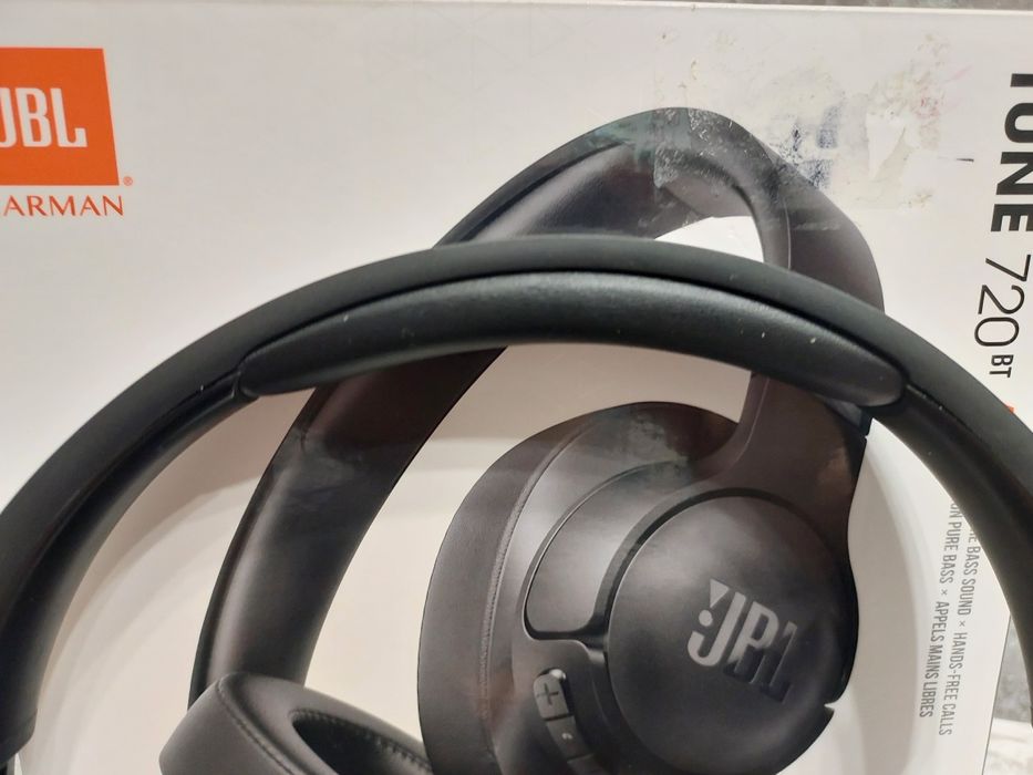 Навушники JBL Tune 720BT