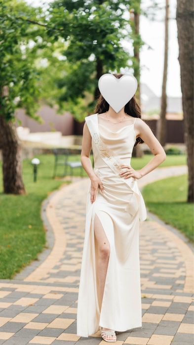 Святкова  атласна сукня на випускний/весілля/день народження