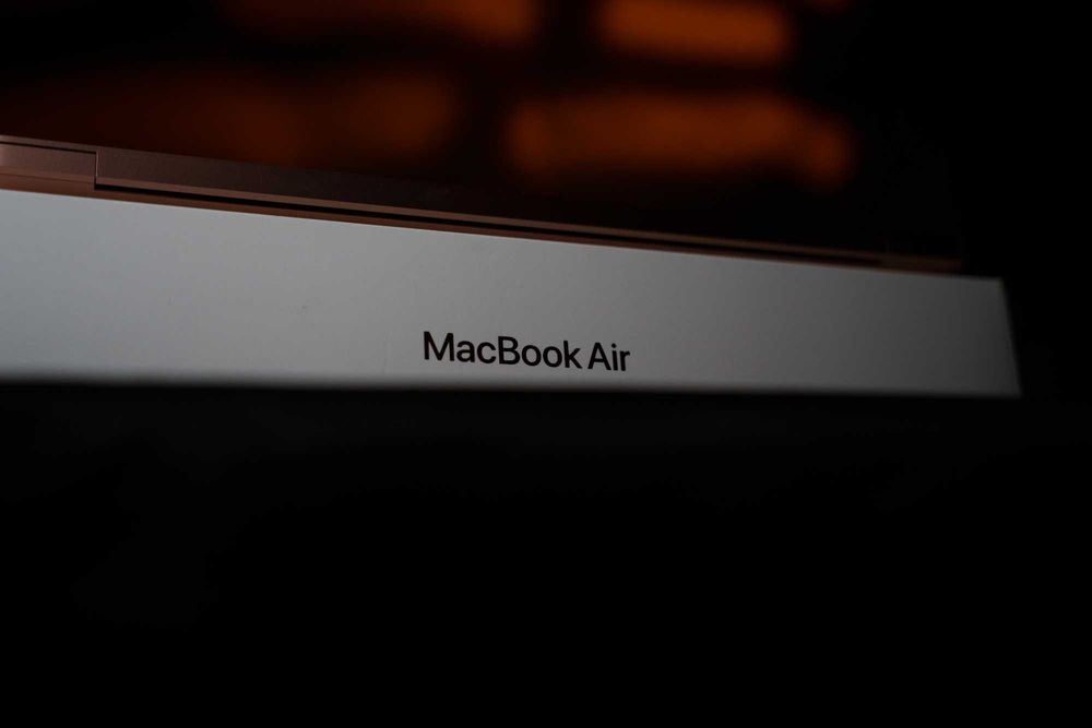 macbook air 13" M1 256GB - bateria 96% - dourado